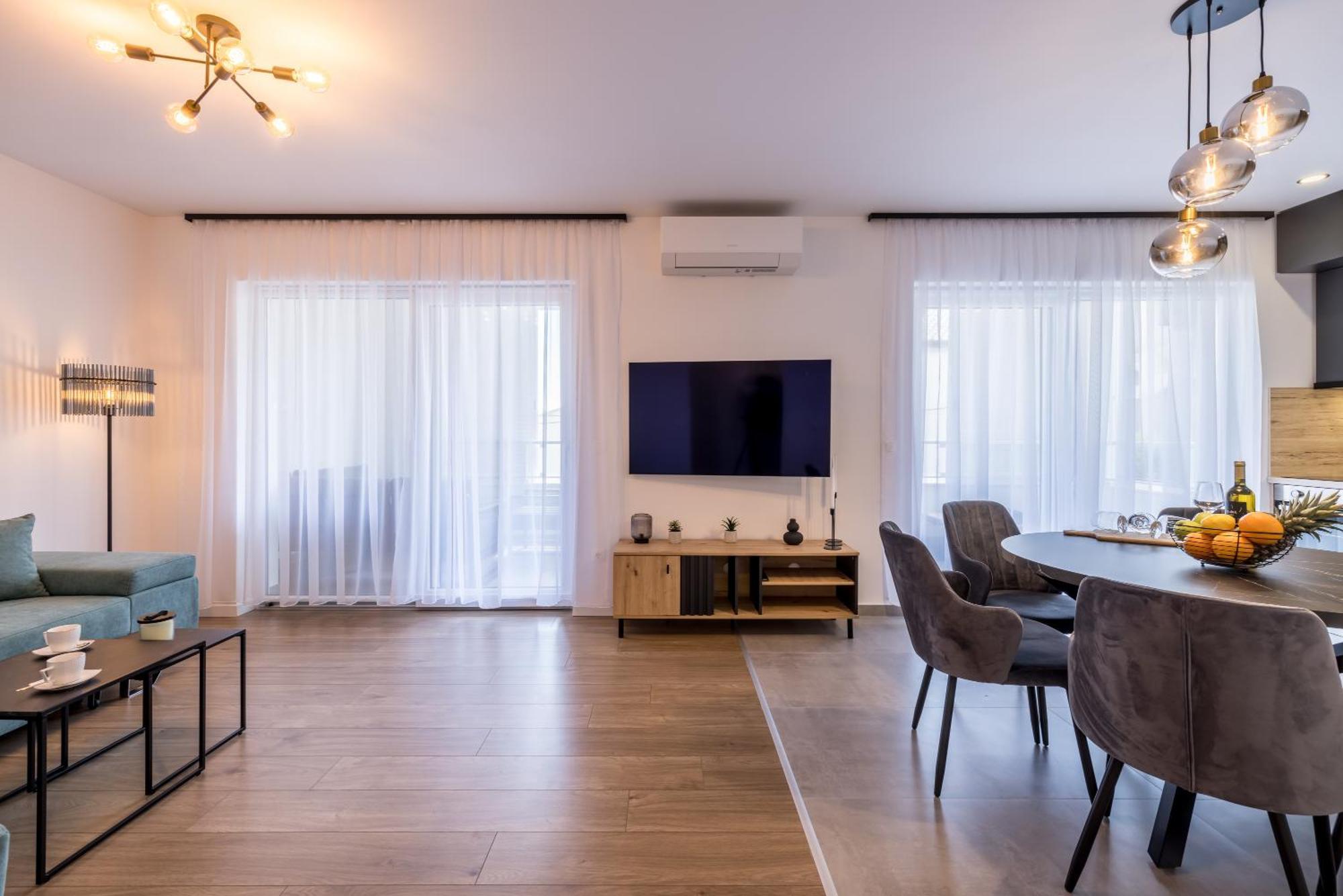 Adriatic Nest, Cozy And Modern Two Bedroom Apartment Kastela Exterior photo